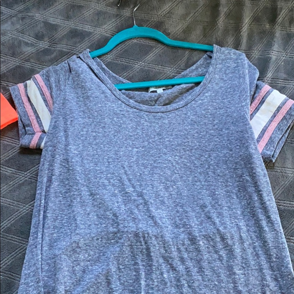 All size mediums - Picture 2 of 3